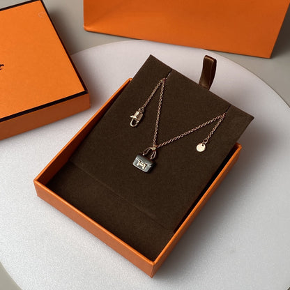 [Triumph Jewelry]CONSTANCE BLACK PEDANT PINK GOLD NECKLACE
