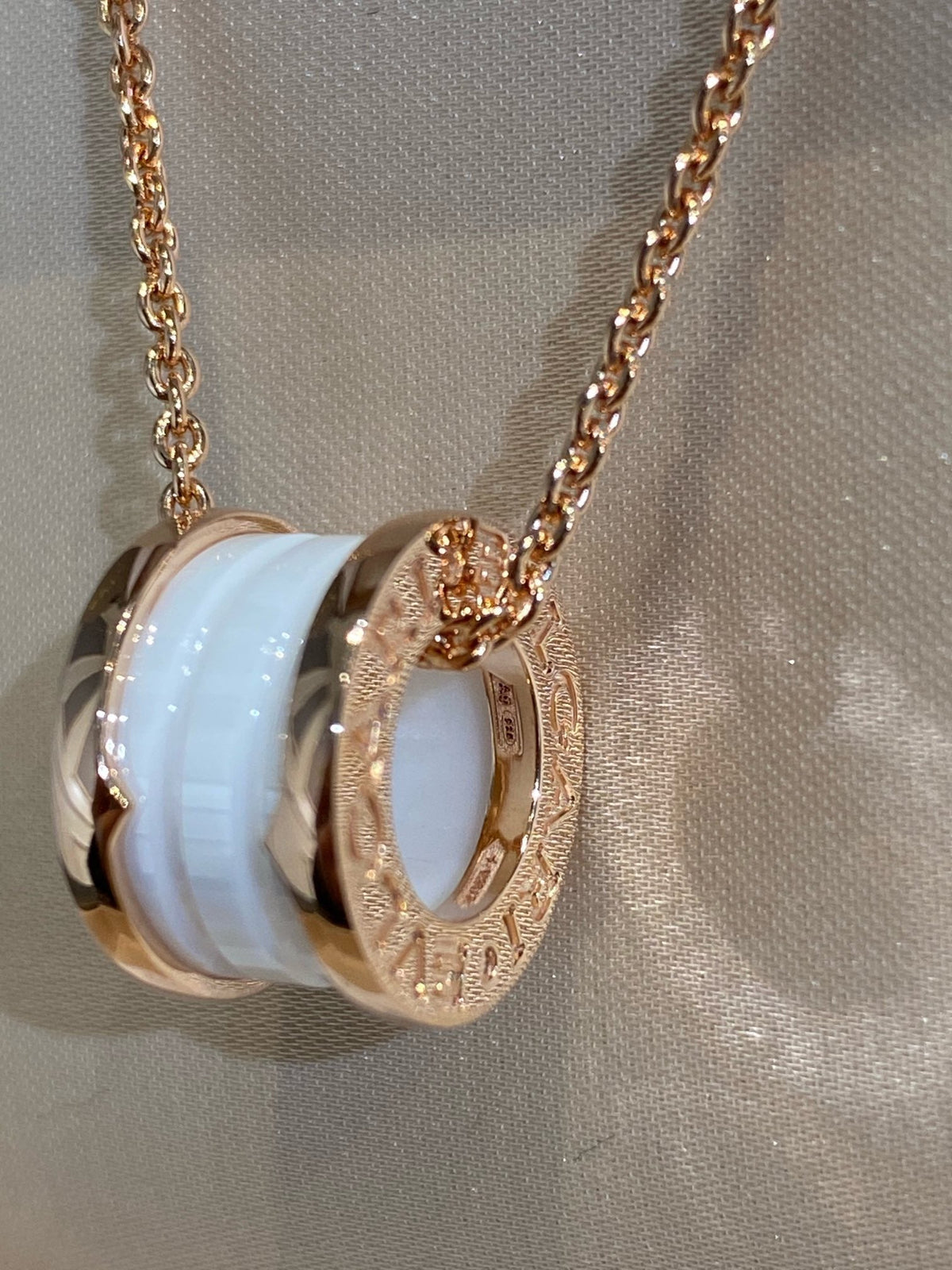 [Triumph Jewelry]ZERO 1 WHITE CERAMIC PINK GOLD NECKLACE