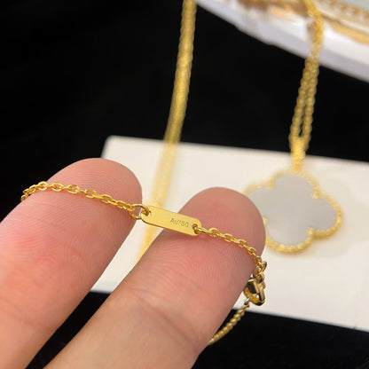 [Triumph Jewelry]CLOVER 25MM MOP LARGE PENDANT NECKLACE