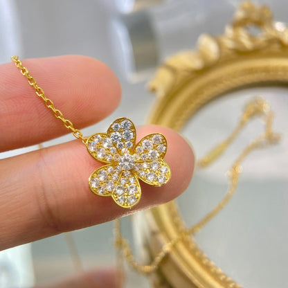 [Triumph Jewelry]FLOWER DIAMOND NECKLACE