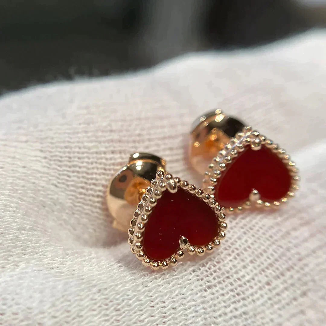 [Triumph Jewelry]HEART CARNELIAN STUD EARRINGS