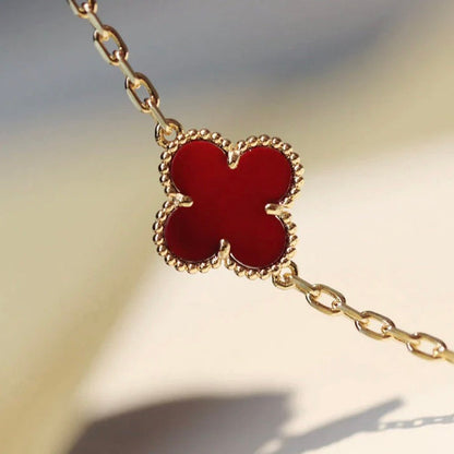 [Triumph Jewelry]CLOVER 20 MOTIFS CARNELIAN NECKLACE