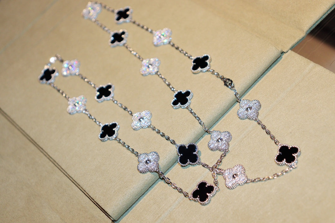 [Triumph Jewelry]CLOVER 20 MOTIFS ONYX DIAMOND SILVER