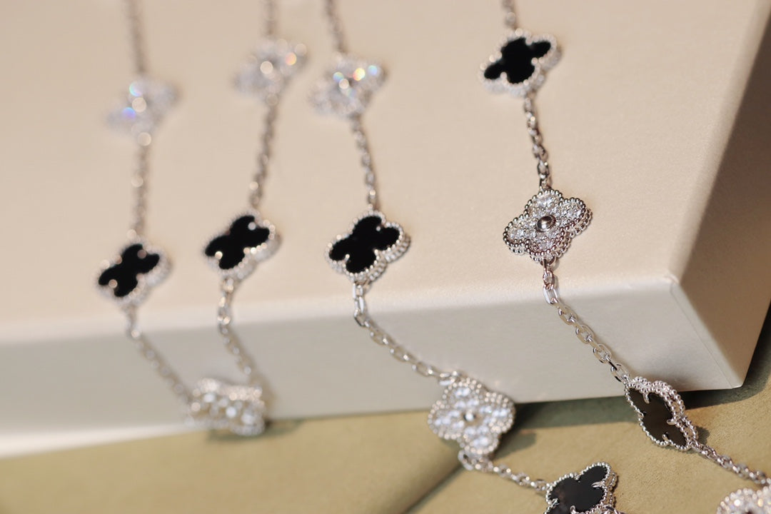 [Triumph Jewelry]CLOVER 20 MOTIFS ONYX DIAMOND SILVER