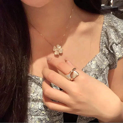 [Triumph Jewelry]CLOVER MOP DIAMOND ROSE GOLD NECKLACE