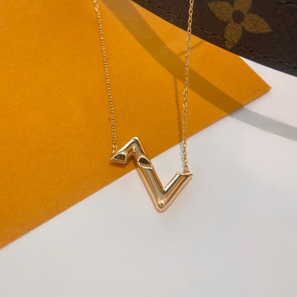 [Triumph Jewelry]VOLTE UPSIDE DOWN NECKLACE