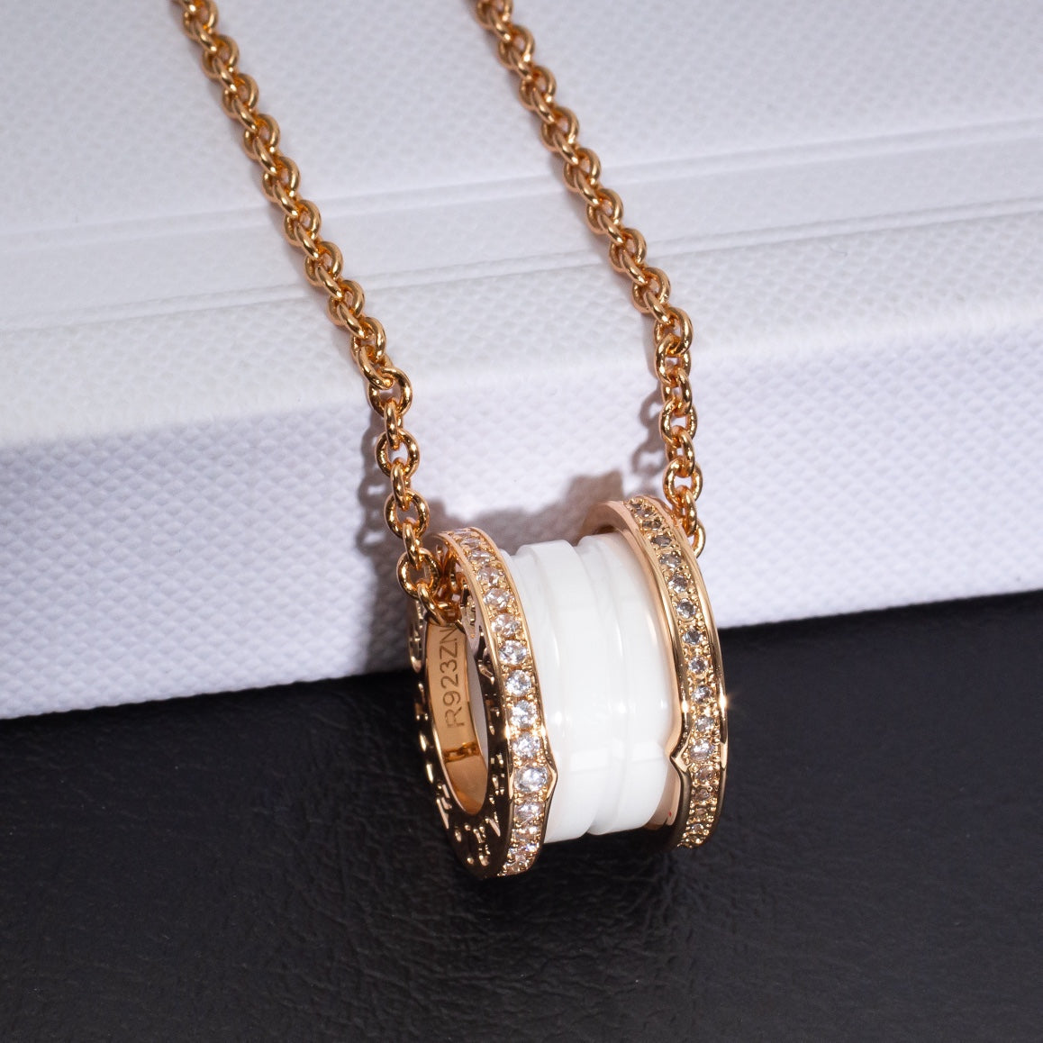 [Triumph Jewelry]ZERO 1 WHITE CERAMIC PINK GOLD DIAMOND NECKLACE
