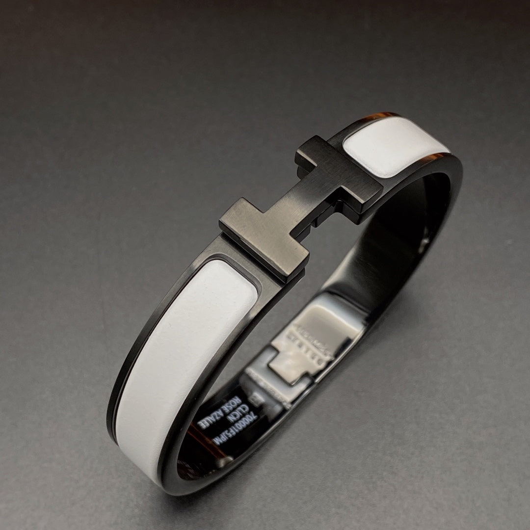 [Triumph Jewelry]H BRACELET 12MM BLACK WHITE CERAMIC