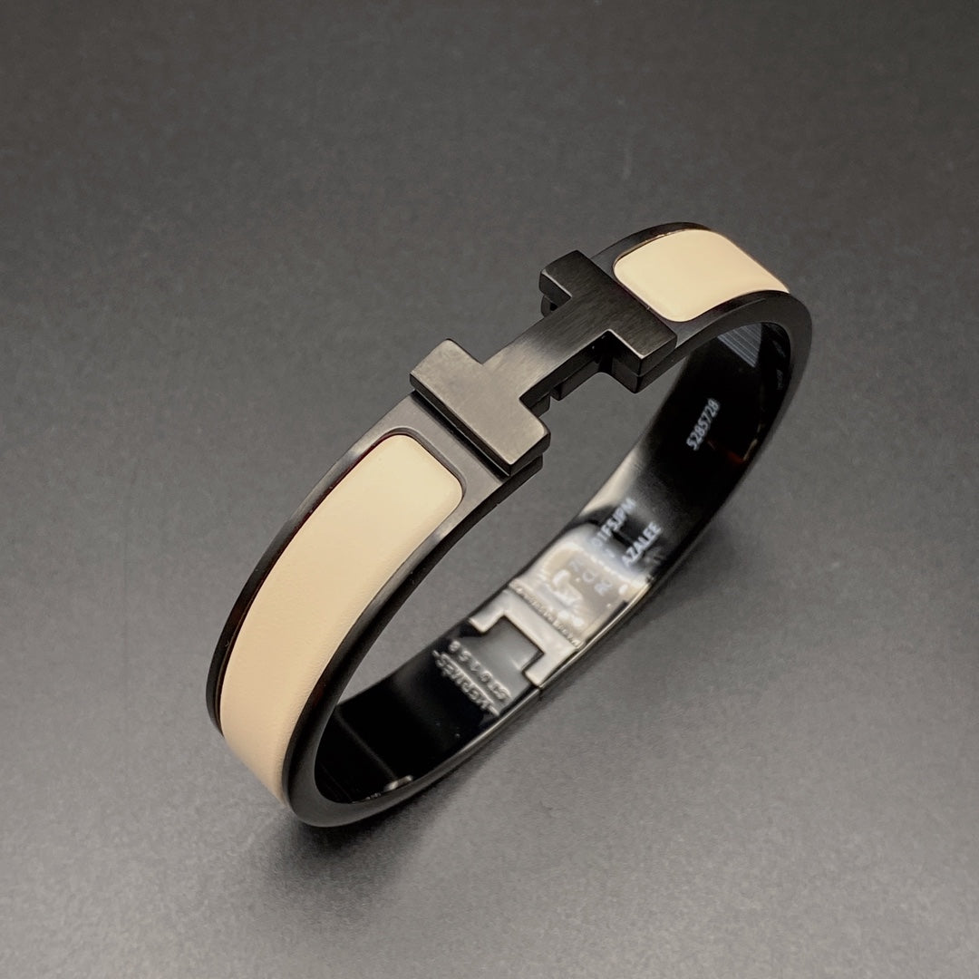 [Triumph Jewelry]H BRACELET 12MM BLACK BEIGE CERAMIC