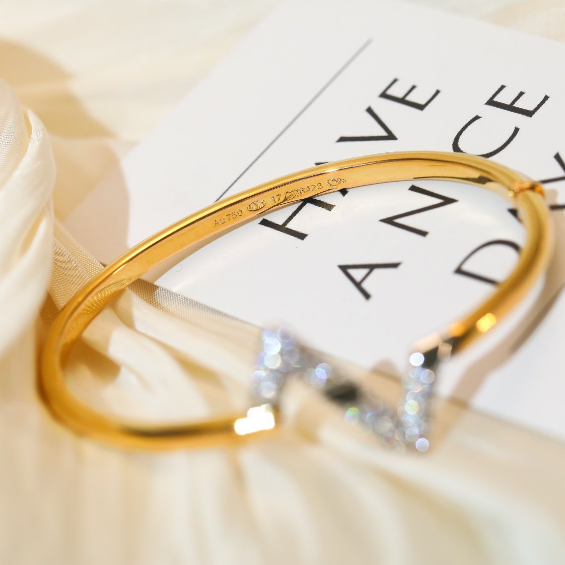 [Triumph Jewelry]VOLTE UPSITE DOWN GOLD DIAMOND BRACELET