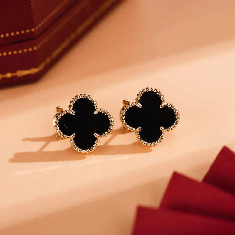 [Triumph Jewelry]CLOVER MEDIUM 1 MOTIFS  ONYX STUD EARRINGS