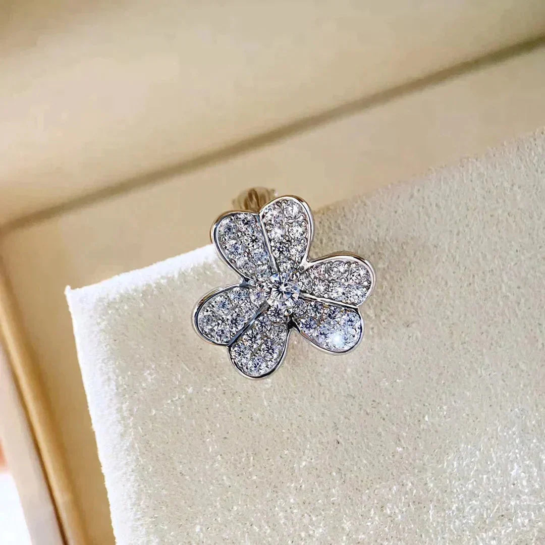 [Triumph Jewelry]CLOVER COMOS DIAMOND EARRINGS SILVER
