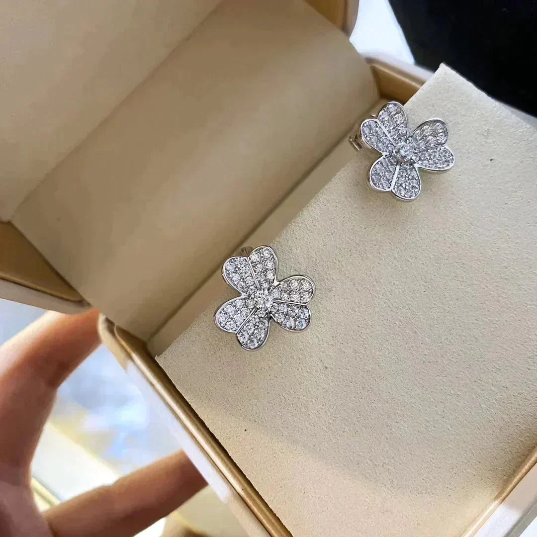 [Triumph Jewelry]CLOVER COMOS DIAMOND EARRINGS SILVER