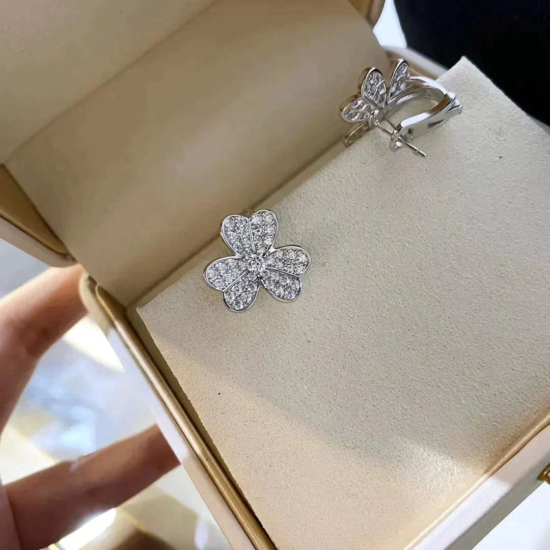 [Triumph Jewelry]CLOVER COMOS DIAMOND EARRINGS SILVER