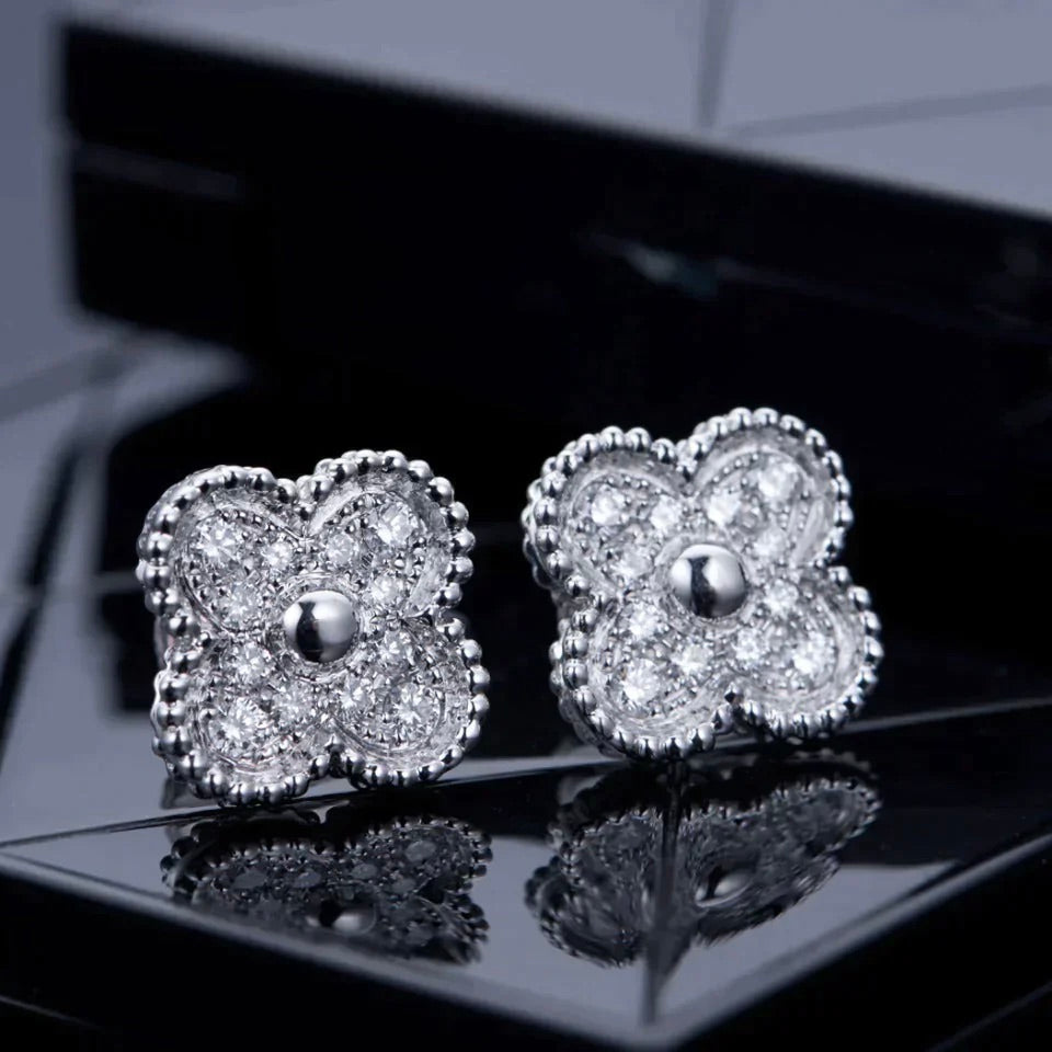 [Triumph Jewelry]CLOVER 1 MOTIFS DIAMOND STUD EARRINGS SILVER