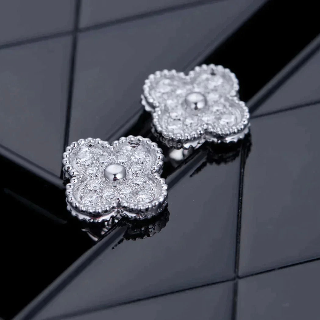 [Triumph Jewelry]CLOVER 1 MOTIFS DIAMOND STUD EARRINGS SILVER