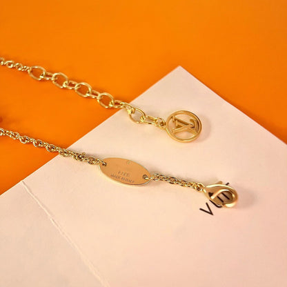 [Triumph Jewelry]LOGO STAR MOTIF GOLD BRACELET