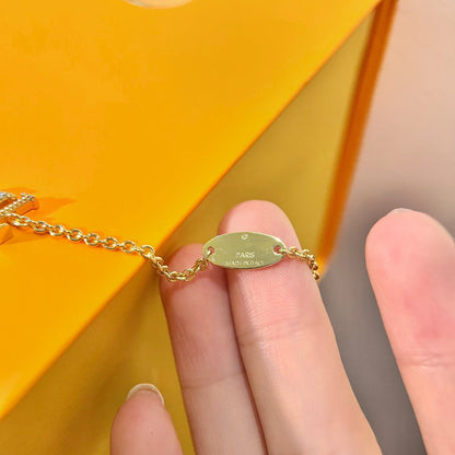 [Triumph Jewelry]LOGO STAR MOTIF GOLD BRACELET