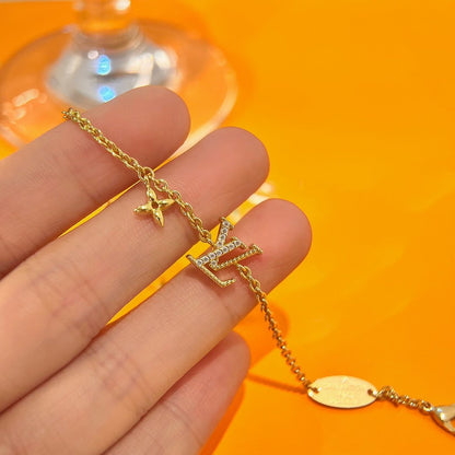 [Triumph Jewelry]LOGO STAR MOTIF GOLD BRACELET