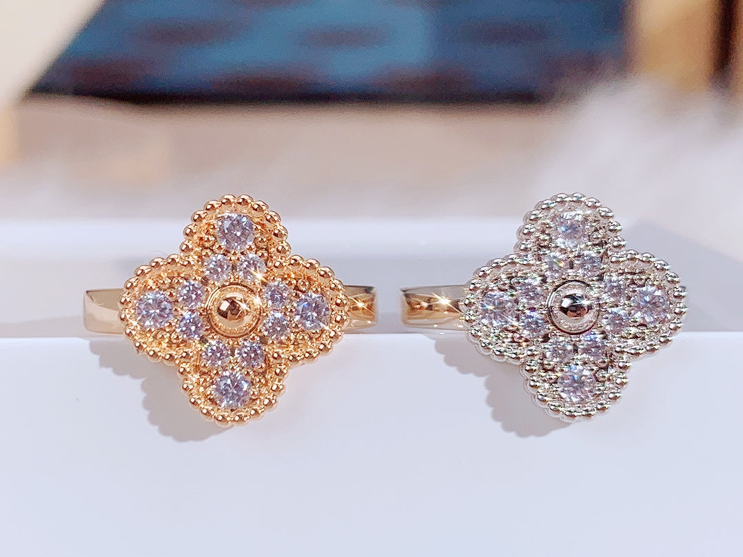 [Triumph Jewelry]CLOVER DIAMOND RING