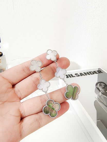 [Triumph Jewelry]CLOVER 3 MOTIFS CHALCEDONY DARK MOP SILVER EARRINGS