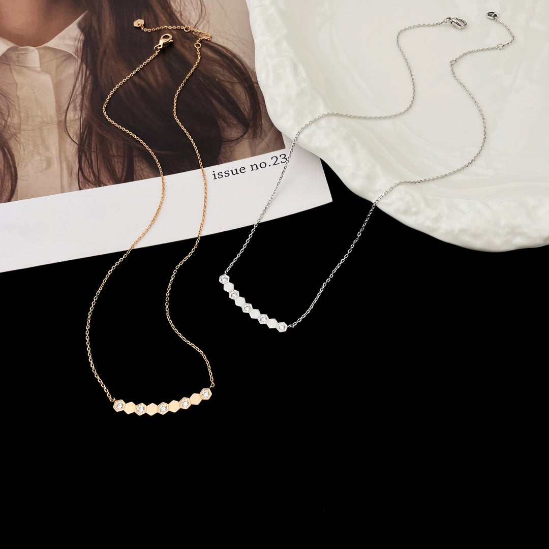 [Triumph Jewelry]BEE MY LOVE DIAMOND NECKLACE