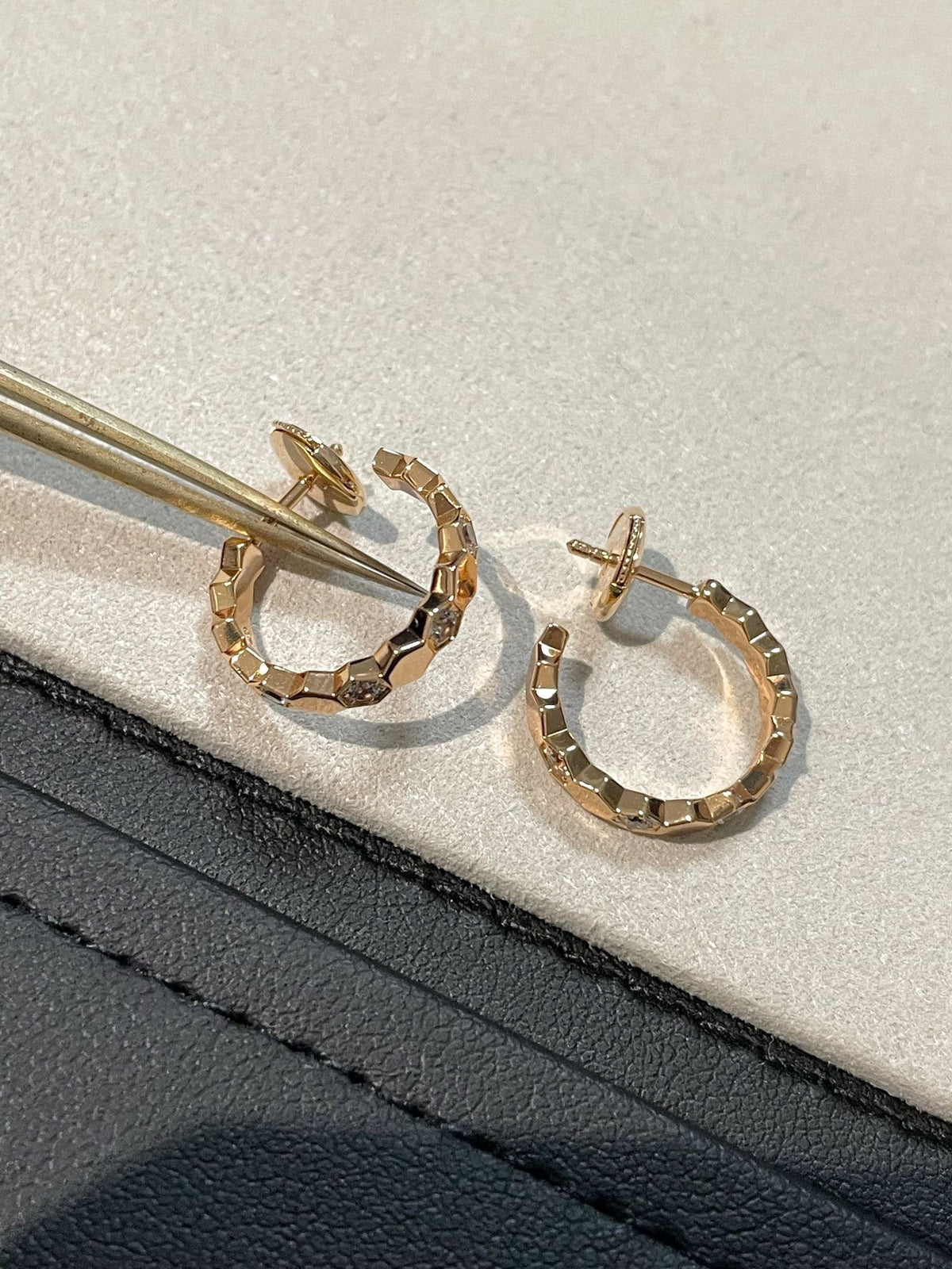 [Triumph Jewelry]Hollow Design Four-Leaf Clover Flower Shape Ring