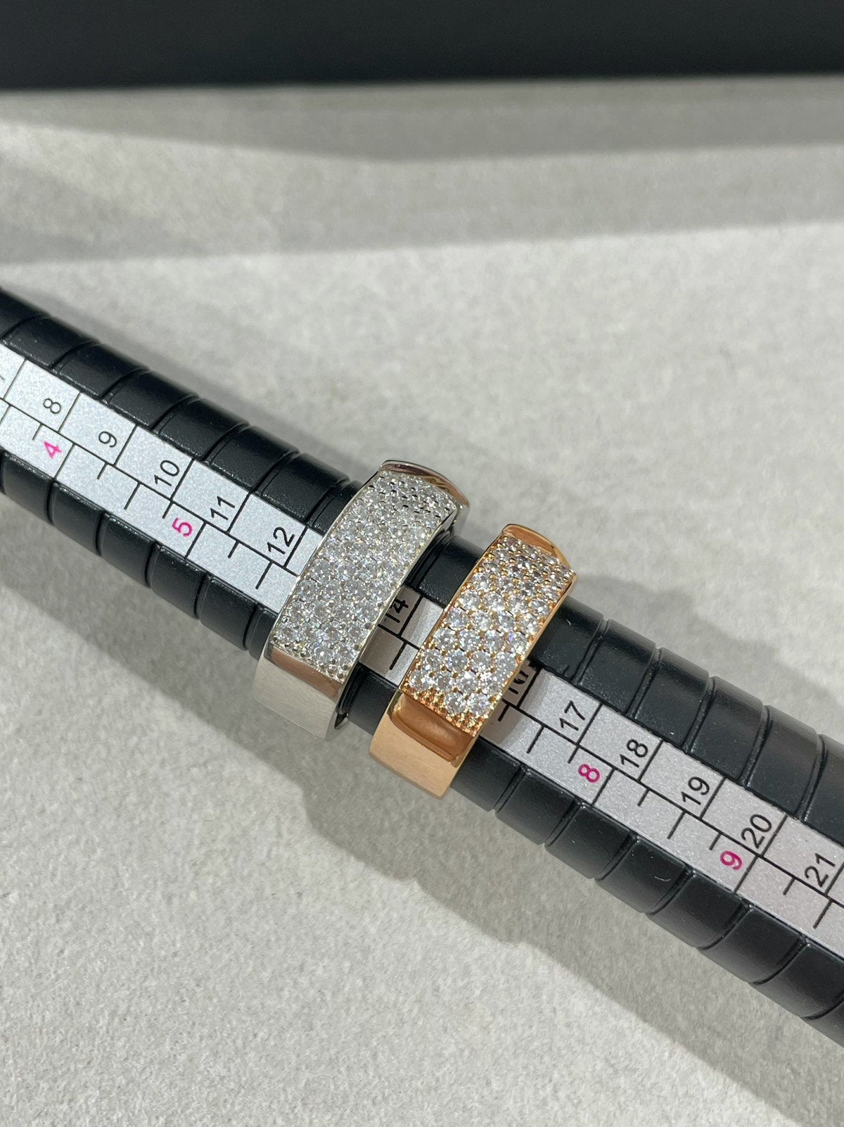 [Triumph Jewelry]LIENS EVIDENCE  DIAMOND PAVED RING