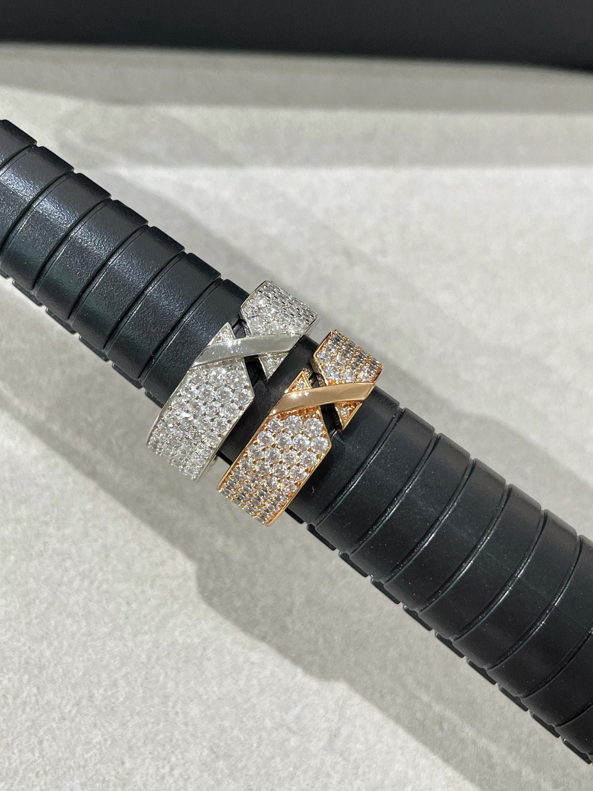 [Triumph Jewelry]LIENS EVIDENCE  DIAMOND PAVED RING