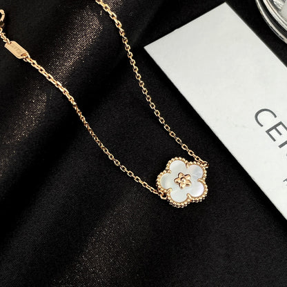 [Triumph Jewelry]LUCKY SPRING ROSE GOLD MOP BRACELET
