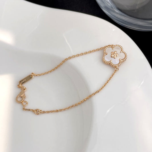 [Triumph Jewelry]LUCKY SPRING ROSE GOLD MOP BRACELET
