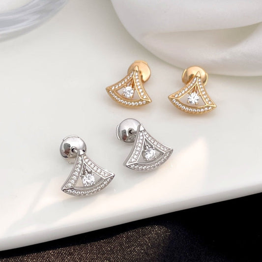 [Triumph Jewelry]DREAM MINI DIAMOND STUD EARRINGS