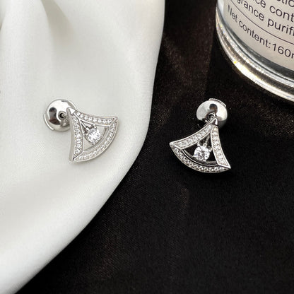 [Triumph Jewelry]DREAM MINI DIAMOND STUD EARRINGS