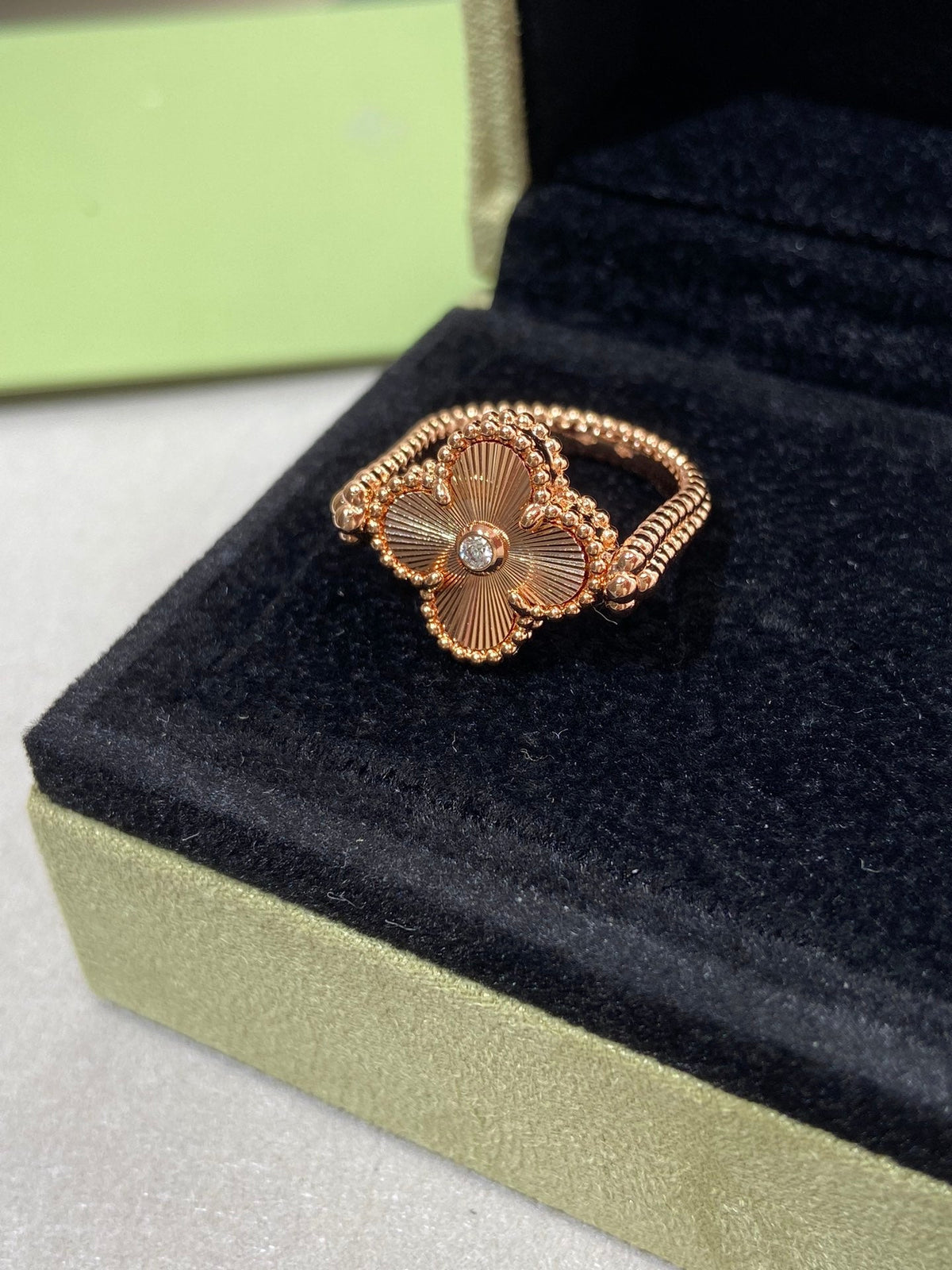 [Triumph Jewelry]CLOVER RIVERSIBLE ROSE GOLD RING