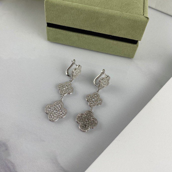 [Triumph Jewelry]CLOVER 3 MOTIF DIAMOND SILVER DROP EARRINGS