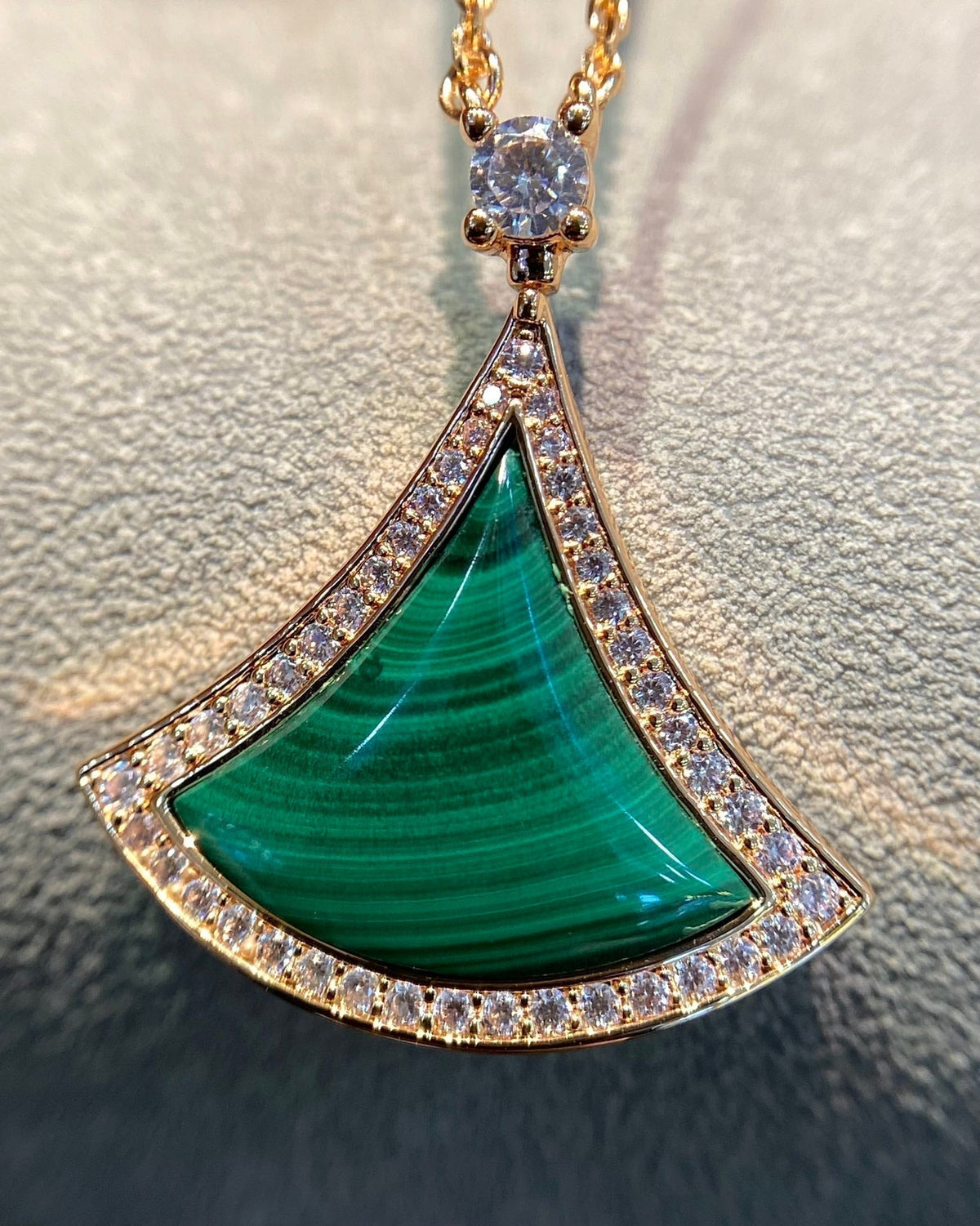 [Triumph Jewelry]DREAM MALACHITE DIAMOND PAVED PINK GOLD NECKLACE