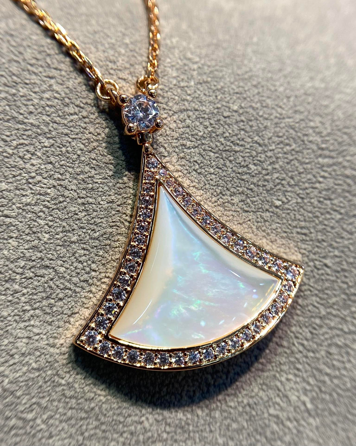 [Triumph Jewelry]DREAM MOP DIAMOND PAVED PINK GOLD NECKLACE