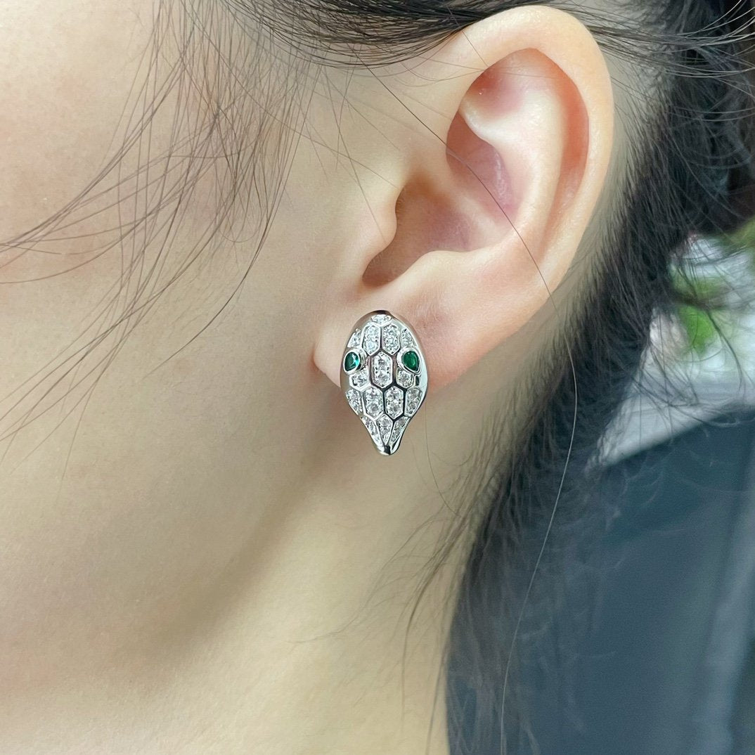 [Triumph Jewelry]SERPENT DIAMOND STUD EARRINGS