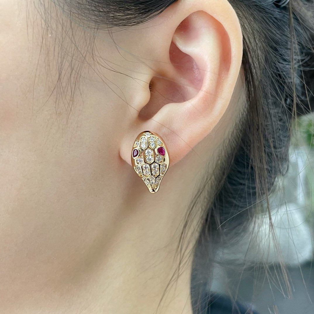 [Triumph Jewelry]SERPENT DIAMOND STUD EARRINGS
