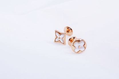 [Triumph Jewelry]STAR AND SUN PINK GOLD MOP STUD EARRINGS
