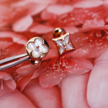 [Triumph Jewelry]STAR AND SUN PINK GOLD MOP STUD EARRINGS