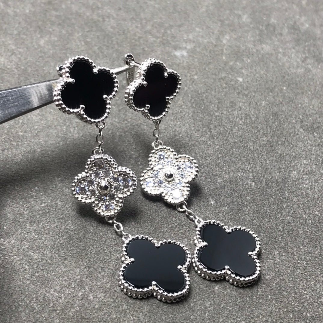 [Triumph Jewelry]CLOVER 3 MOTIF DIAMOND ONYX SILVER EARRINGS