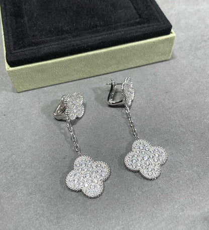 [Triumph Jewelry]CLOVER 2 MOTIFS DIAMOND PAVED SILVER EARRINGS