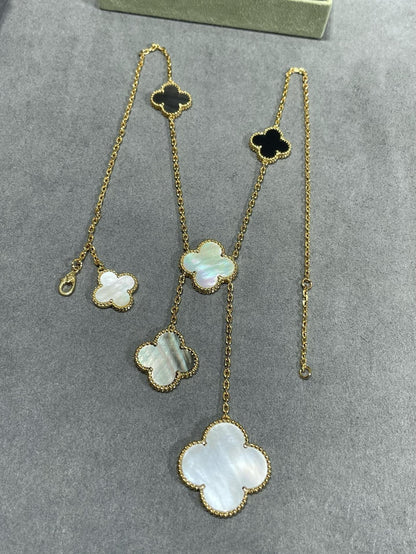 [Triumph Jewelry]CLOVER 6 MOTIF MOP ONYX GOLD NECKLACE