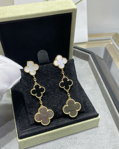 [Triumph Jewelry]CLOVER 3 MOTIF MOP ONYX DARK MOP PINK GOLD EARRINGS