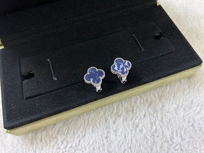 [Triumph Jewelry]CLOVER PIETERSITE MEDIUM STUD EARRINGS