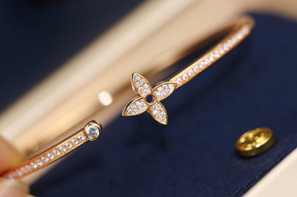 [Triumph Jewelry]IDYLLE PINK GOLD OPEN BRACELET DIAMOND PAVED