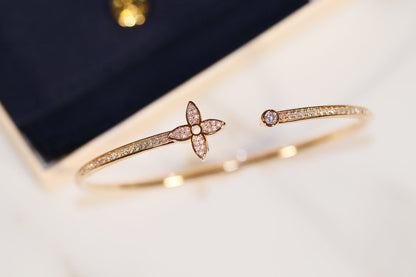 [Triumph Jewelry]IDYLLE GOLD OPEN BRACELET DIAMOND PAVED