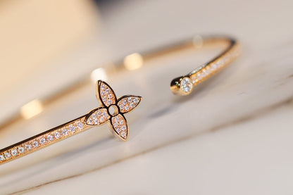 [Triumph Jewelry]IDYLLE GOLD OPEN BRACELET DIAMOND PAVED