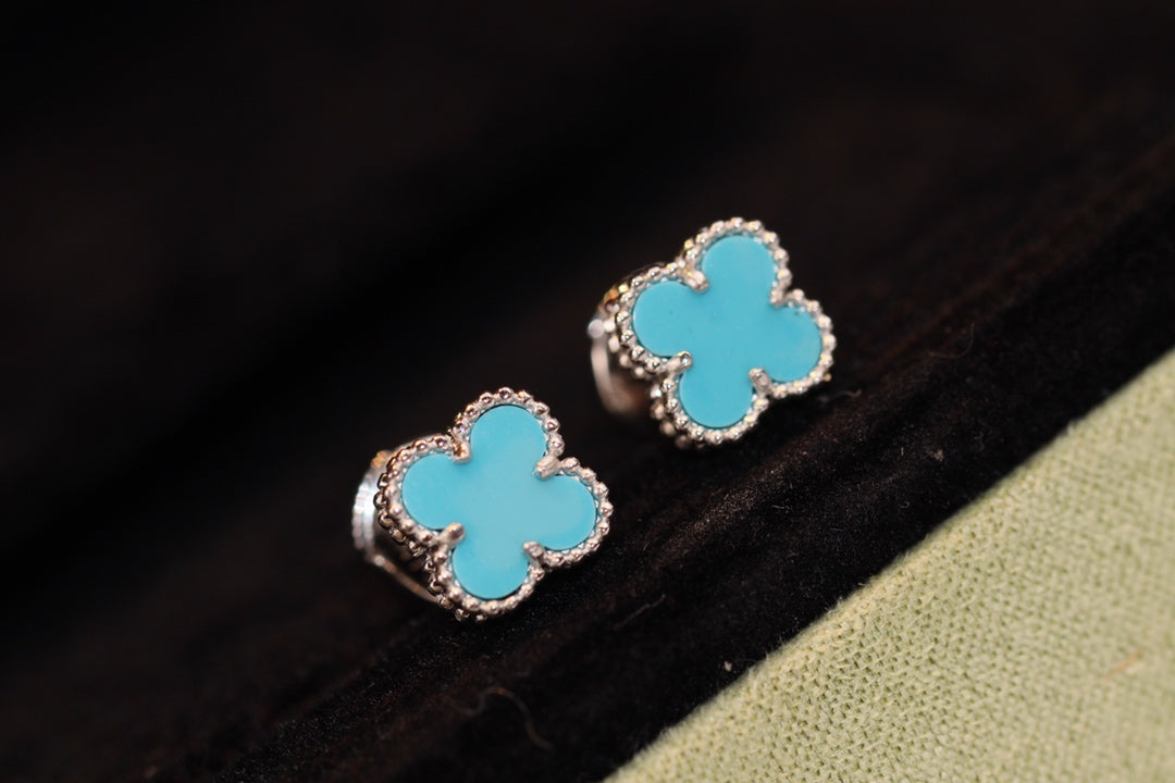 [Triumph Jewelry]CLOVER MINI TURQUOISE SILVER STUD EARRINGS